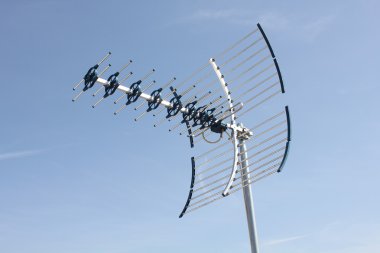 UHF anten
