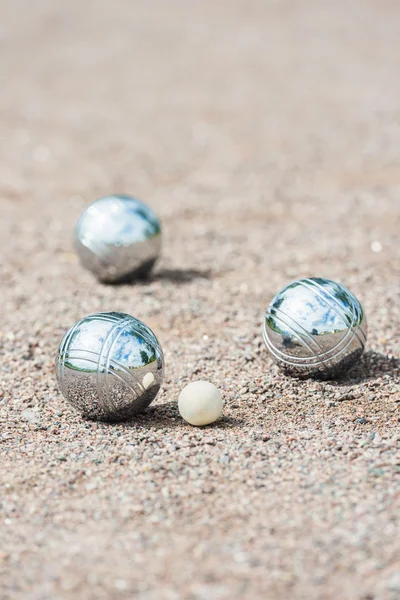 Üç boule top