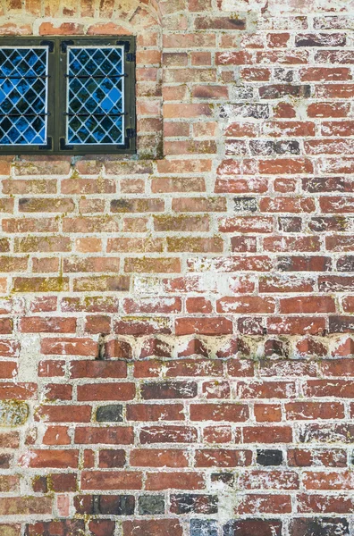 Parede de edifício antigo com detalhes grungy — Fotografia de Stock