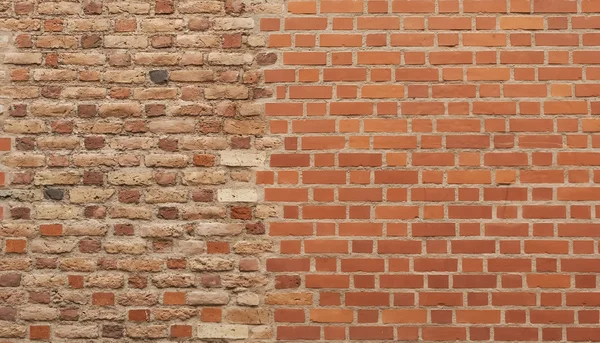 Fundo de duas paredes de tijolo padrão diferente juntos — Fotografia de Stock