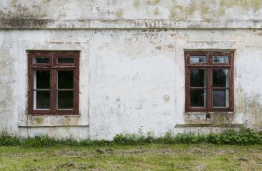 bir windows ile eski duvar