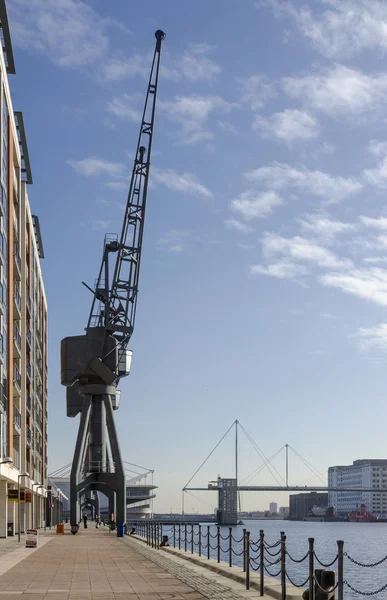 Kraan bij victoria dock — Stockfoto