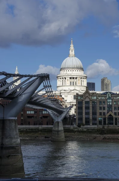 St Paul 's katedral — Stockfoto