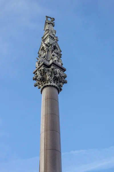 Geleerden Krim oorlog memorial kolom — Stockfoto