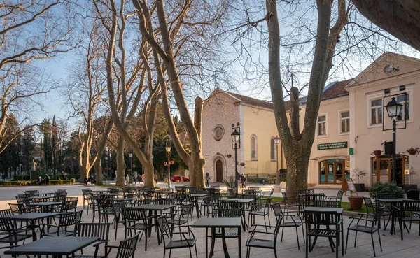 Πλατεία Της Πόλης Στην Πόλη Τρεμπίνιε Βοσνία Και Ερζεγοβίνη — Φωτογραφία Αρχείου