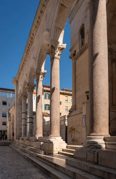 Row Corinthian Columns Diocletian Palace Split Croatia — Stock Photo, Image