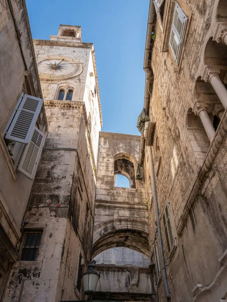 Vista Puerta Hierro Del Palacio Diocleciano Split Croacia —  Fotos de Stock