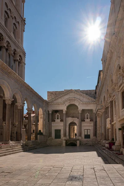 Vista Del Peristilo Del Palacio Diocleciano Split Croacia —  Fotos de Stock