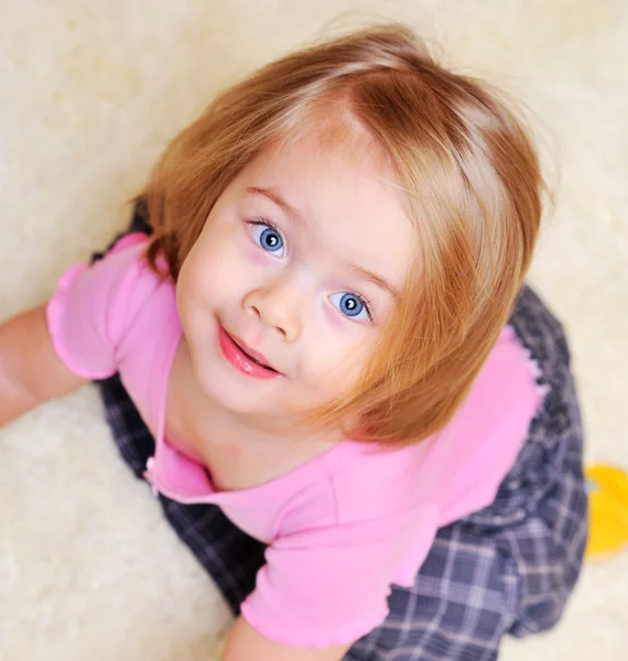 Adorabile bambina - primo piano — Foto Stock