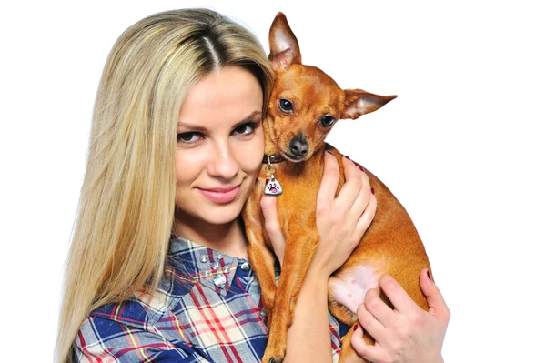 Beyaz - closeup izole köpek yavrusu olan kadın — Stockfoto