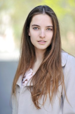 güzel kibar kız portre açık - yakın çekim