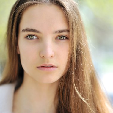 güzel kızın yüzüne. açık - kadar yakın