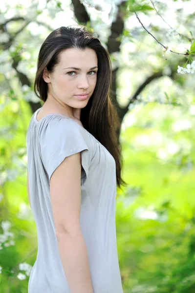 Closeup portrait of beautiful young woman - Outdoor — Stock Photo, Image