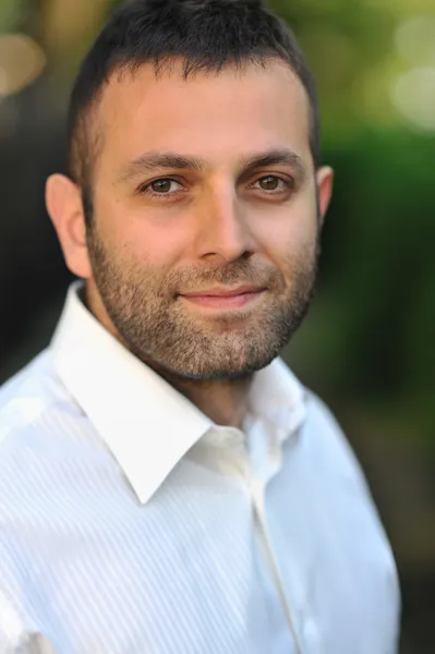 Young handsome man face - outdoors portrait — Stock Photo, Image