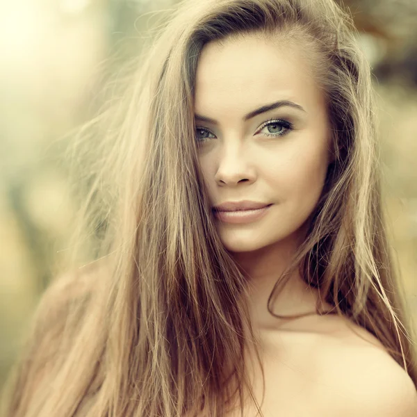 Beautiful woman face closeup — Stock Photo, Image