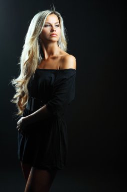 genç seksi model kız poz Studio