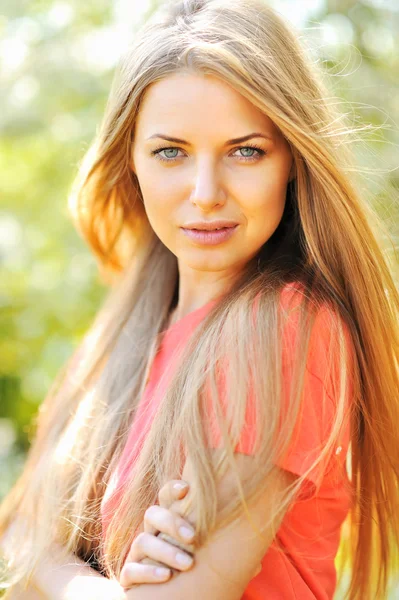 Beautiful woman face closeup — Stock Photo, Image