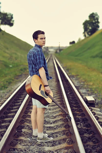 Man with guitar — Stock Photo, Image