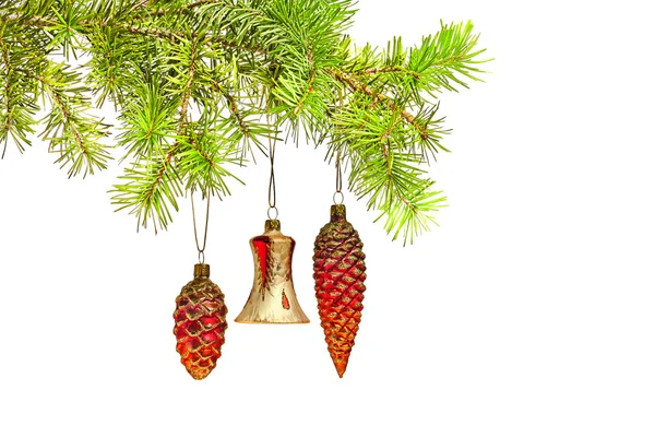 Décoration de Noël sur l'arbre isolé sur blanc — Photo