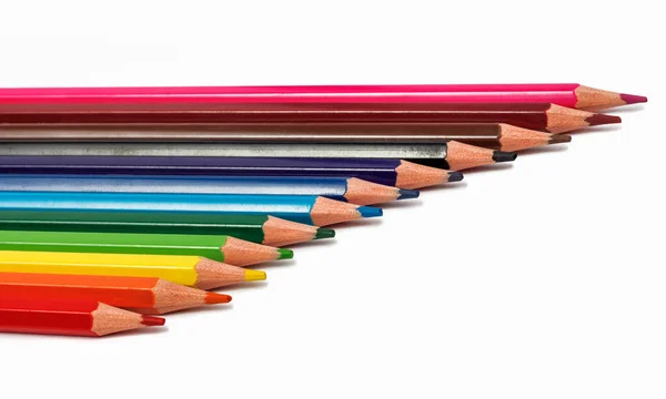 Crayons Couleur Trouvent Dans Une Rangée Sur Fond Blanc — Photo