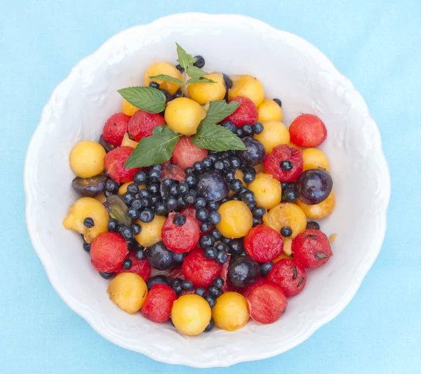 Various tasty seasonal fruits — Stock Photo, Image