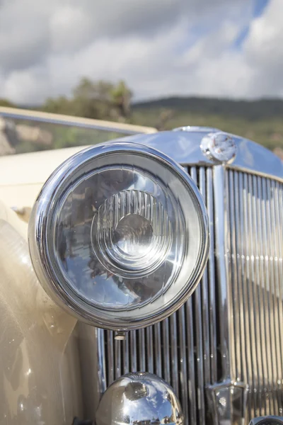 Luces de coche Vintage —  Fotos de Stock