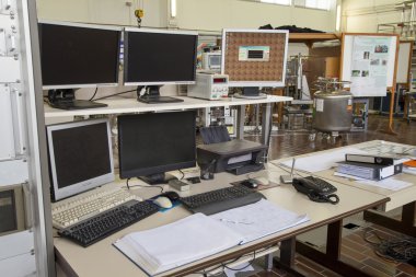 iç nükleer laboratuvar komut yeri