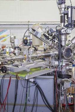 Nükleer laboratuvarda Kütle Spektrometre