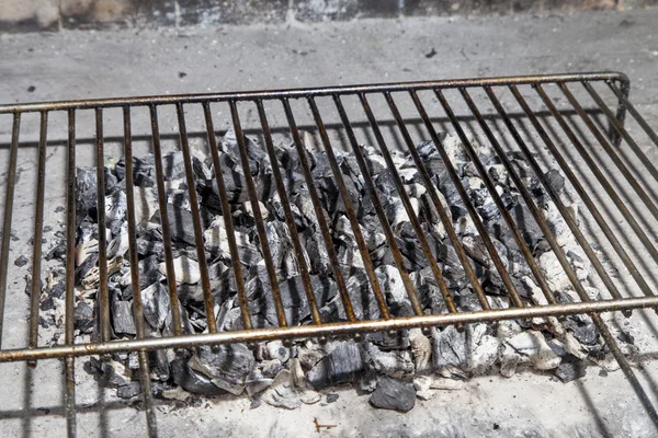 Barbecue vide grill — Photo