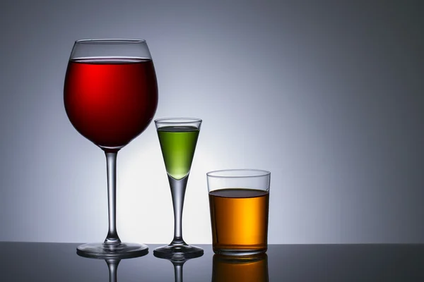 Tres colores de alcohol en vidrio —  Fotos de Stock