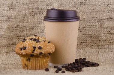 kahve ve çikolata cips muffin