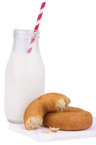 Vaso de leche y rosquillas —  Fotos de Stock