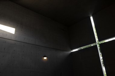 Kilise şehir Ibaraki, osaka ili içinde ışık.
