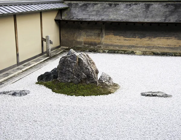 Ryoan-ji Rozciągacz w Kioto, Japonia — Zdjęcie stockowe