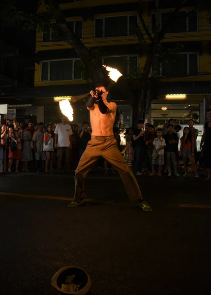 BANGKOK - DEC 16: Phra Athit Walking Street, festival "Rattanakosin recall" — Foto Stock