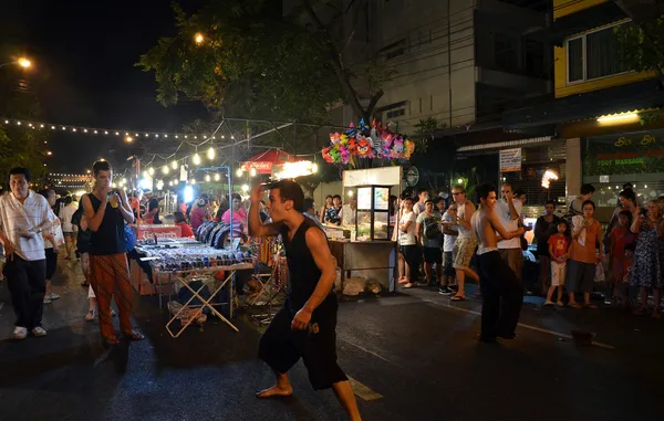 BANGKOK - DEC 16: Phra Athit Walking Street, festival "Rattanakosin recall" — Fotografia de Stock