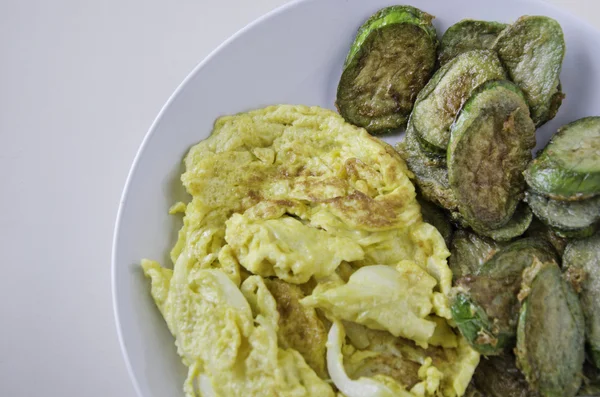 Omelet with fried eggplants — Stock Photo, Image