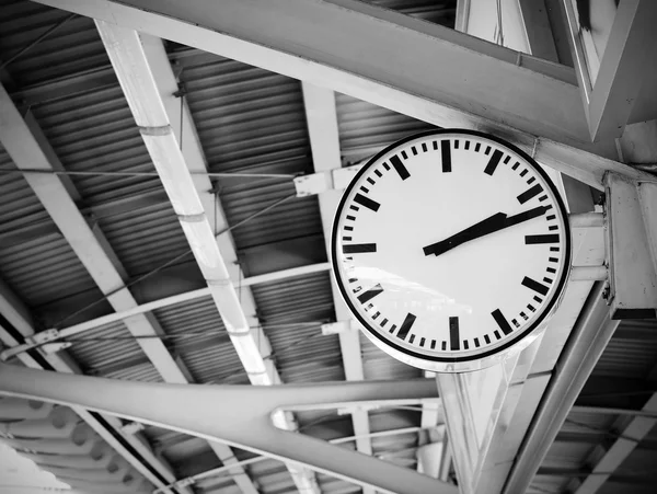 Public clock in railway station — Stock Photo, Image