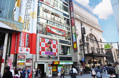 Osaka, Japonya - 23 Ekim: ünlü dotonbori street ziyaret
