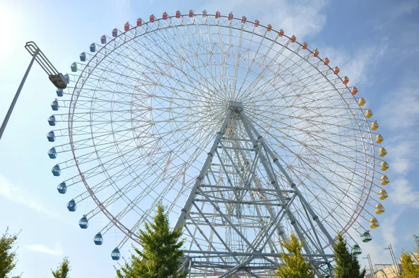 Ferris wheel - osaka stad in japan — Stockfoto