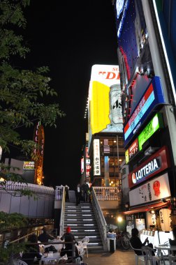Osaka, Japonya - 23 Ekim: ünlü dotonbori street ziyaret
