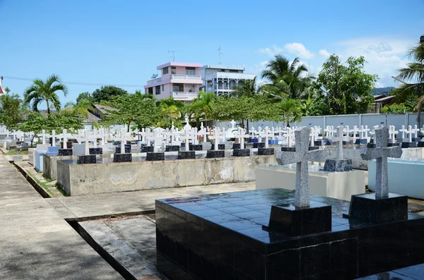 Imagen del cementerio con cruces —  Fotos de Stock