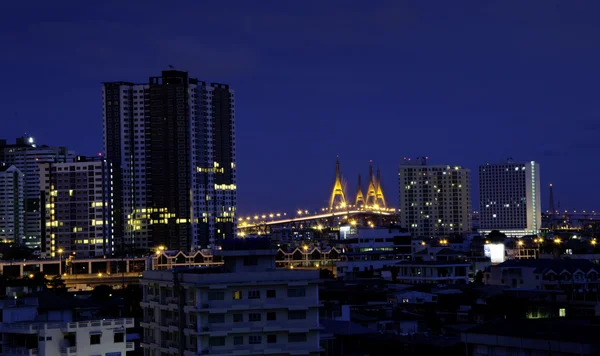 Skyline in de nacht. Bangkok. Thailand. — Stockfoto