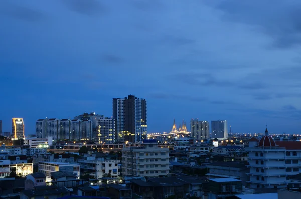 曼谷市中心在黄昏 — 图库照片