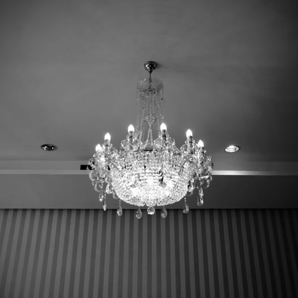 Beautiful crystal chandelier — Stock Photo, Image