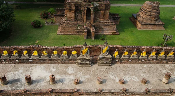 Top view of Buddha statue at Old Temple Wat Yai Chai Mongkhon of — Stock fotografie