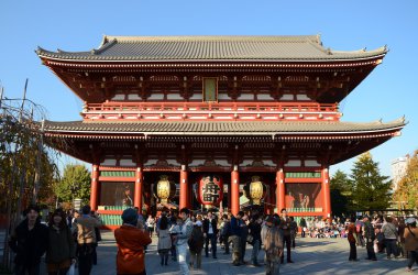 Tokyo -Kasım 21: tanımlanamayan turistler senso-ji Tapınağı