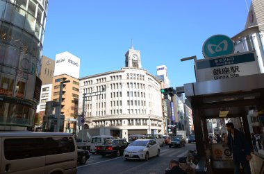 Ginza, Japonya - Kasım 26: ginza kavşak, ginza alışveriş işareti