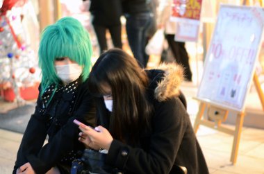 Tokyo - yaklaşık 24 kas: cosplay outf tanımlanamayan Japon kız