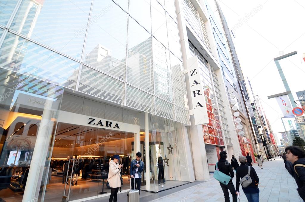 GINZA, JAPAN - NOV 26 : Zara store in Ginza area – Stock Editorial Photo © siraanamwong #43610109